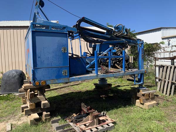 Unmounted 1999 Mobile 3500c Auger Drilling Rig 