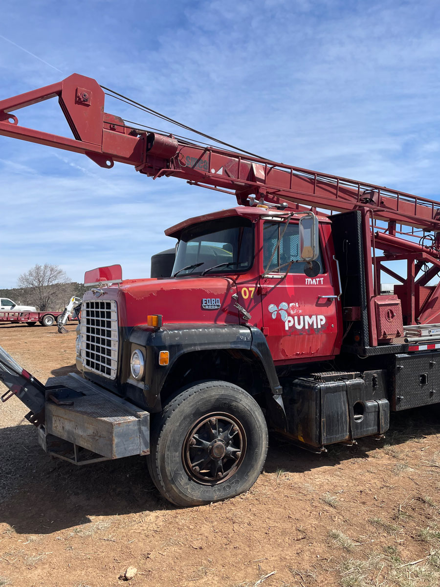 1998 Smeal 12T Pump Hoist