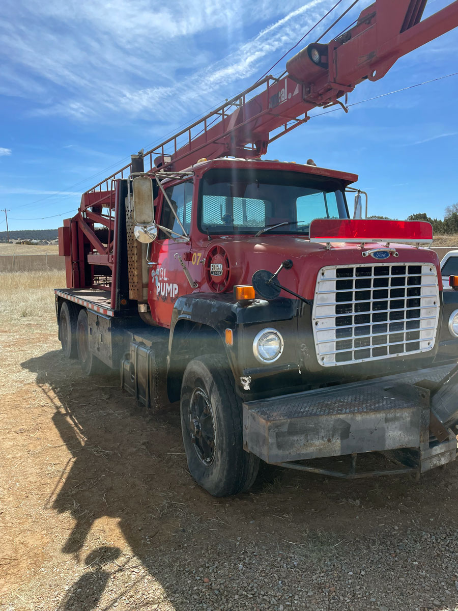 1998 Smeal 12T Pump Hoist