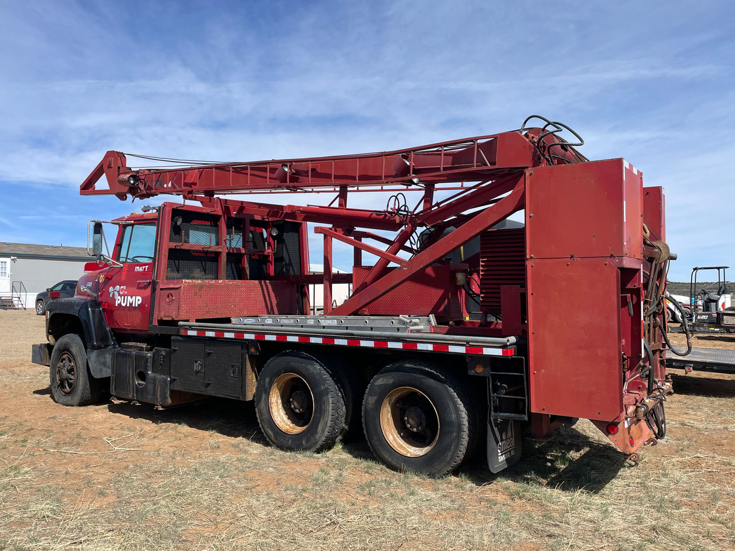 1998 Smeal 12T Pump Hoist