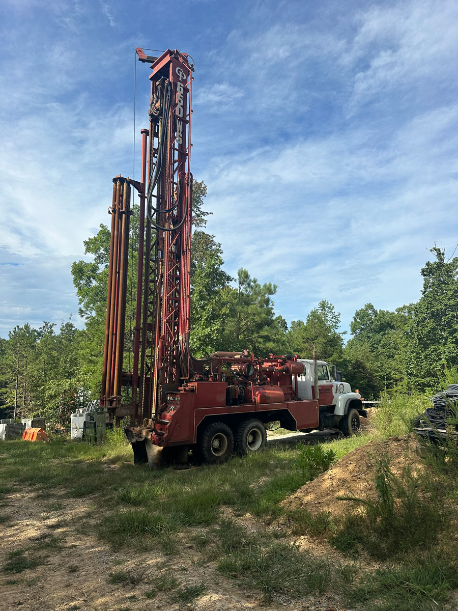 1977 Chicago Pneumatic CP650WS Drilling Rig