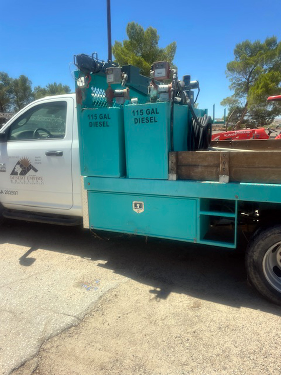 2007 Ram 5500 4 x 4 Flatbed Service Truck