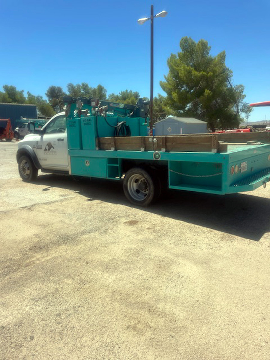 2007 Ram 5500 4 x 4 Flatbed Service Truck