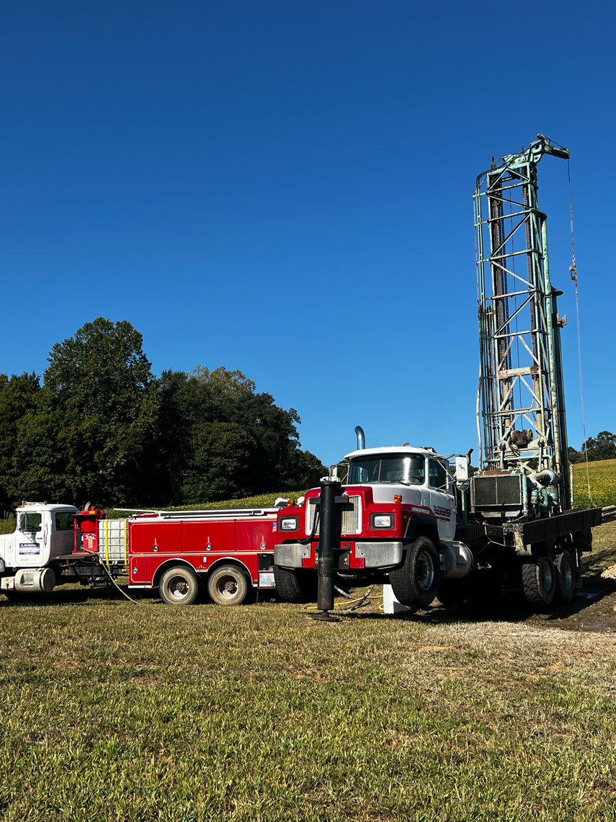 1974 Chicago Pneumatic 650 Drilling Rig